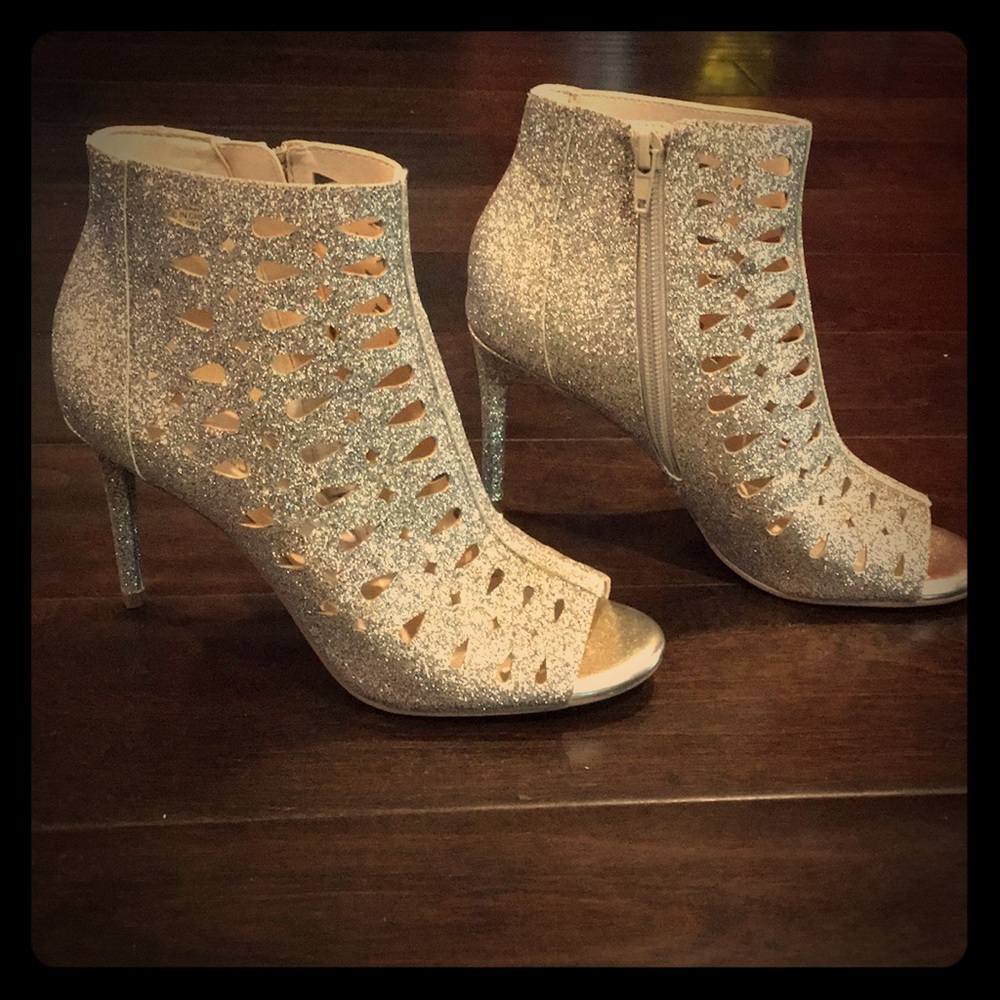 Nine West Sparkle Peep Toe Booties Brand New